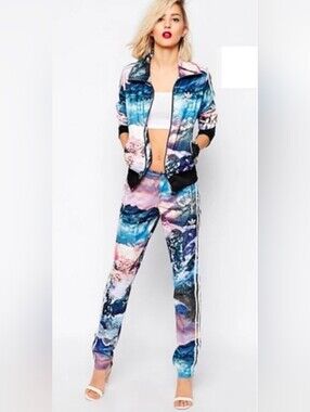 Adidas Mountain Clash 2 Piece Track Suit Women's Sz M